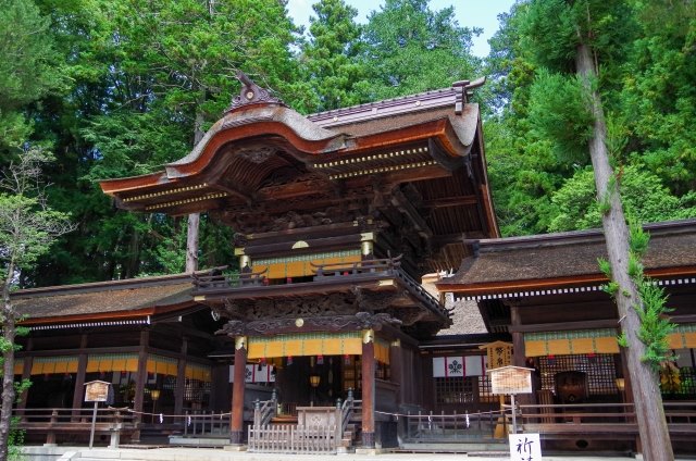 Suwa Taisha (or Suwa Grand Shrine)