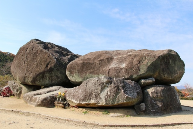 Stone Stage Tomb