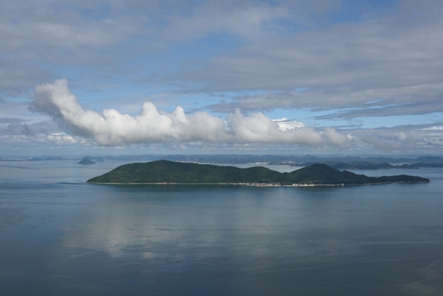 女木島